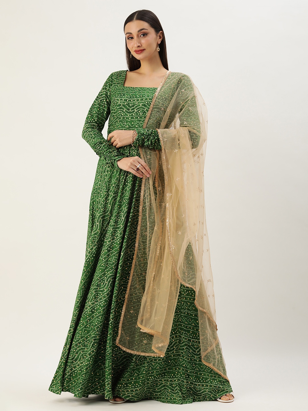 

Ethnovog Bandhani Print Ethnic Gown with Dupatta, Green