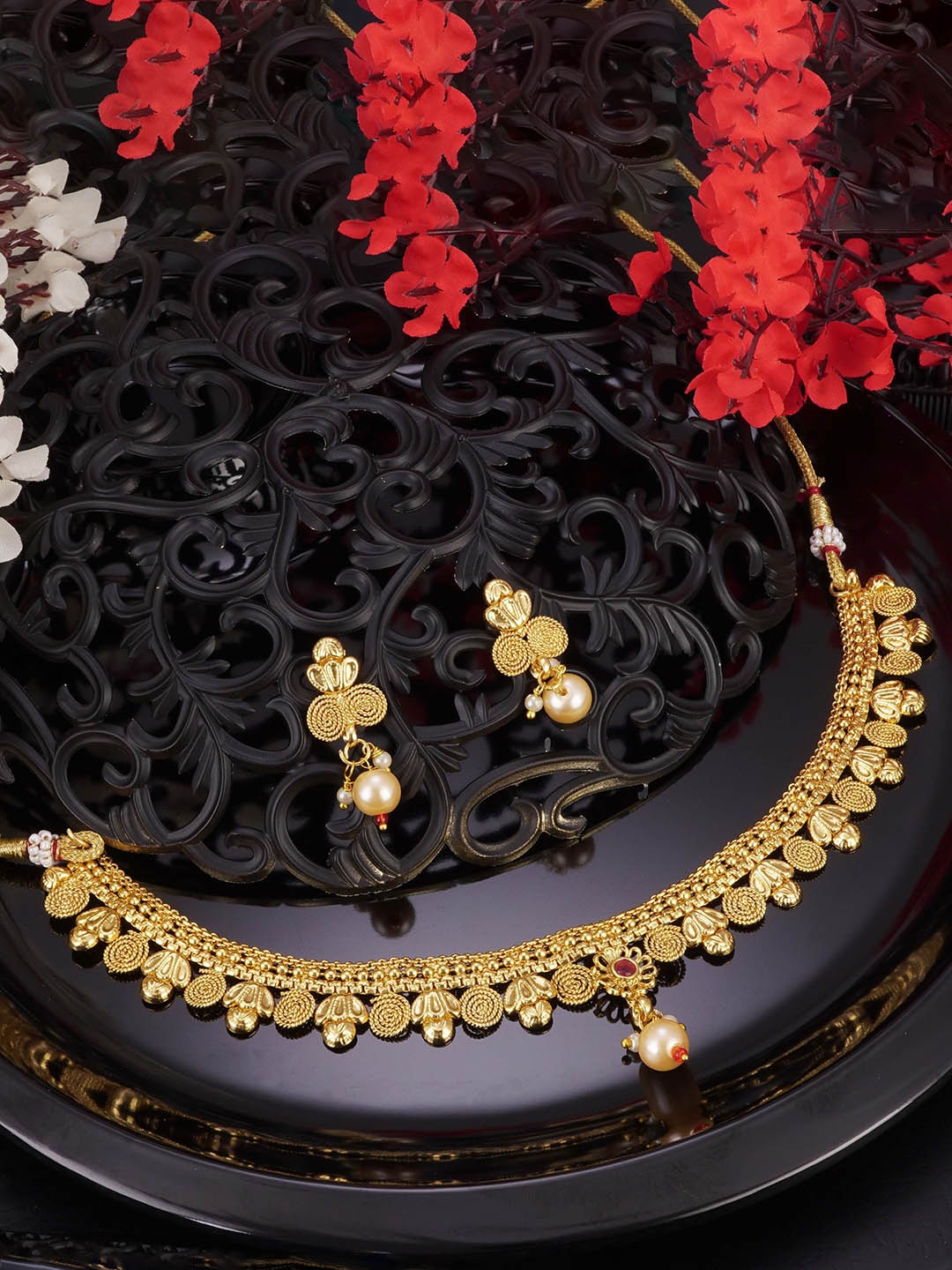 

LAFORWORD Gold-Plated Stone Studded & Beaded Necklace And Earrings