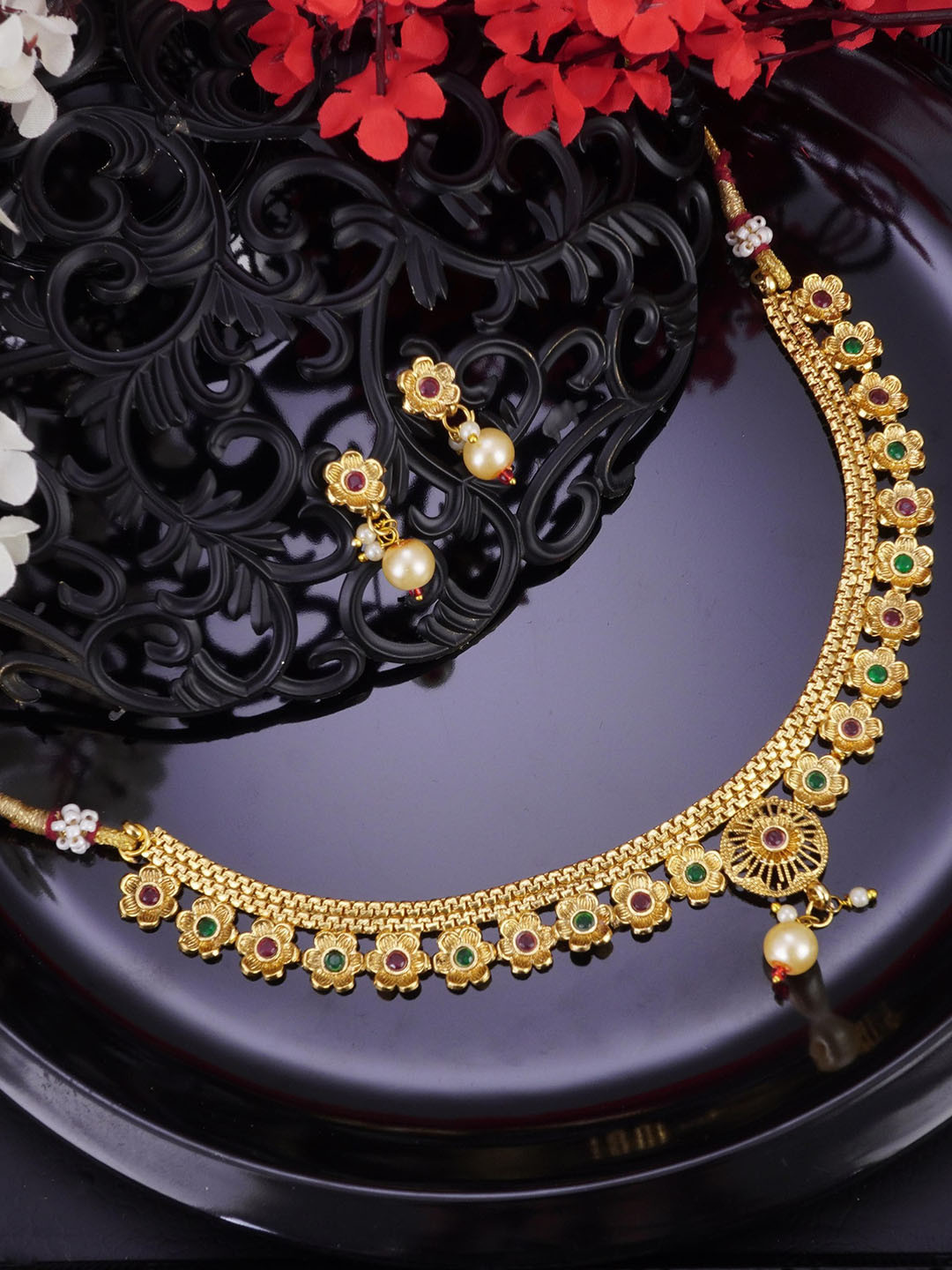 

LAFORWORD Gold-Plated Stone Studded & Beaded Necklace And Earrings