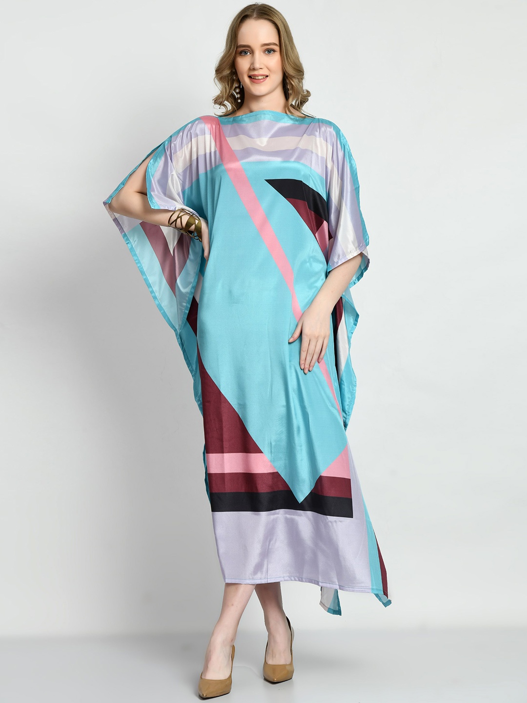 

Navvi Abstract Printed Round Neck Extended Sleeves Kaftan Dress, Blue