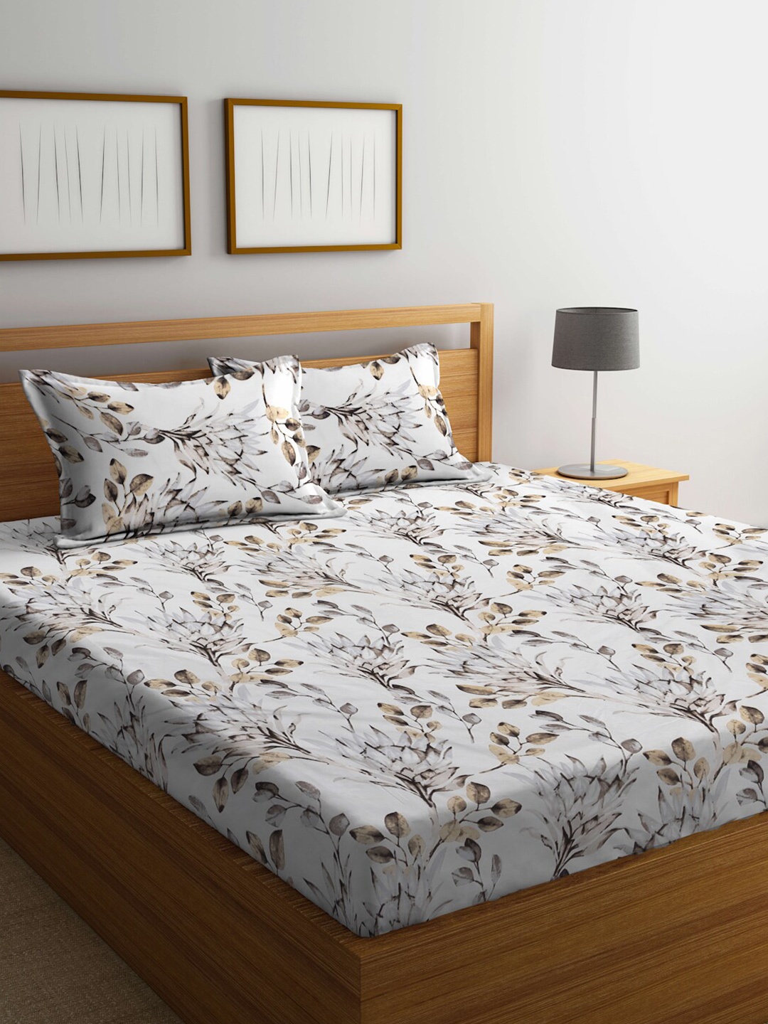 

FABINALIV White & Cream-Coloured Floral 300 TC Fitted King Bedsheet with 2 Pillow Covers