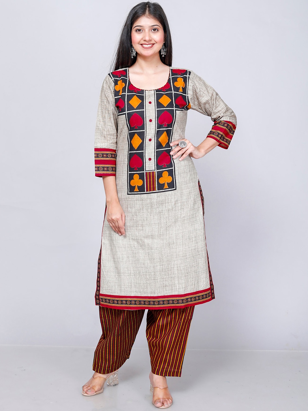 

Jevi Prints Ethnic Motifs Printed Regular Pure Cotton Kurta with Patiala & Dupatta, Beige