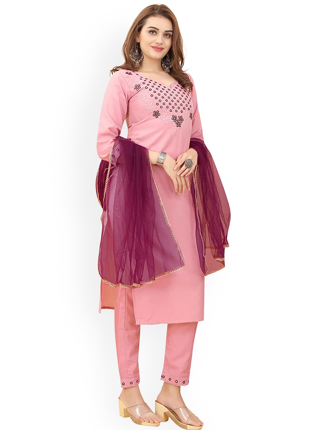 

PERFECTBLUE Floral Yoke Design Mirror Detail Kurta & Trousers With Dupatta, Pink
