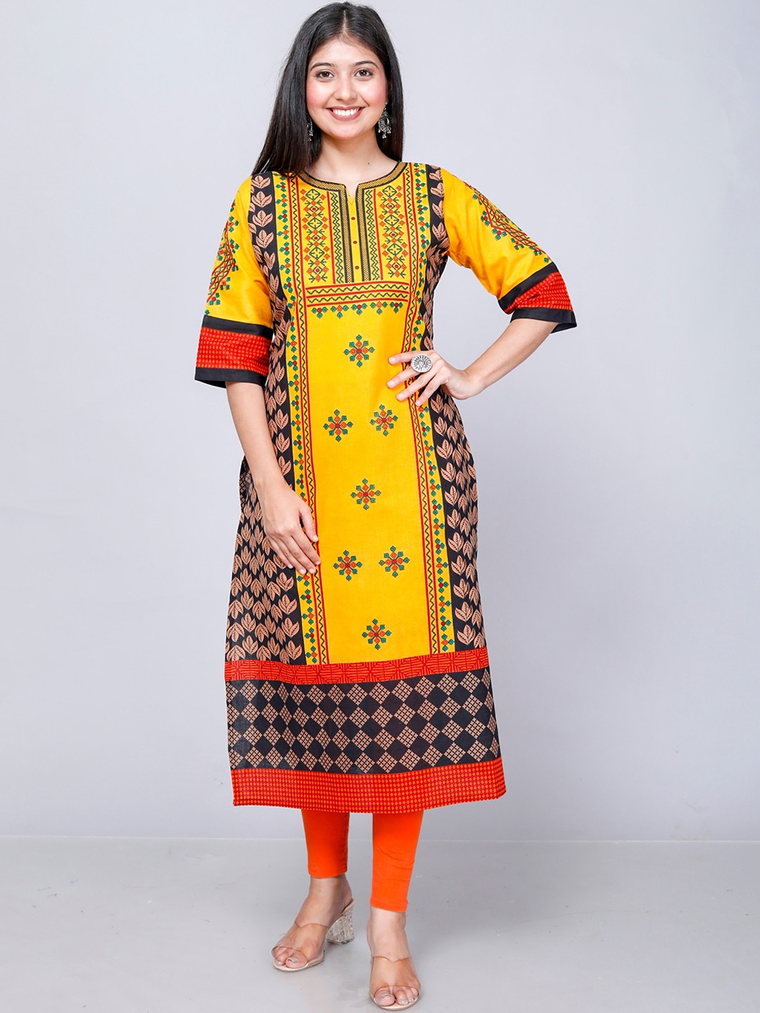 

Jevi Prints Ethnic Motifs Printed Round Neck Cotton Straight Kurta, Yellow