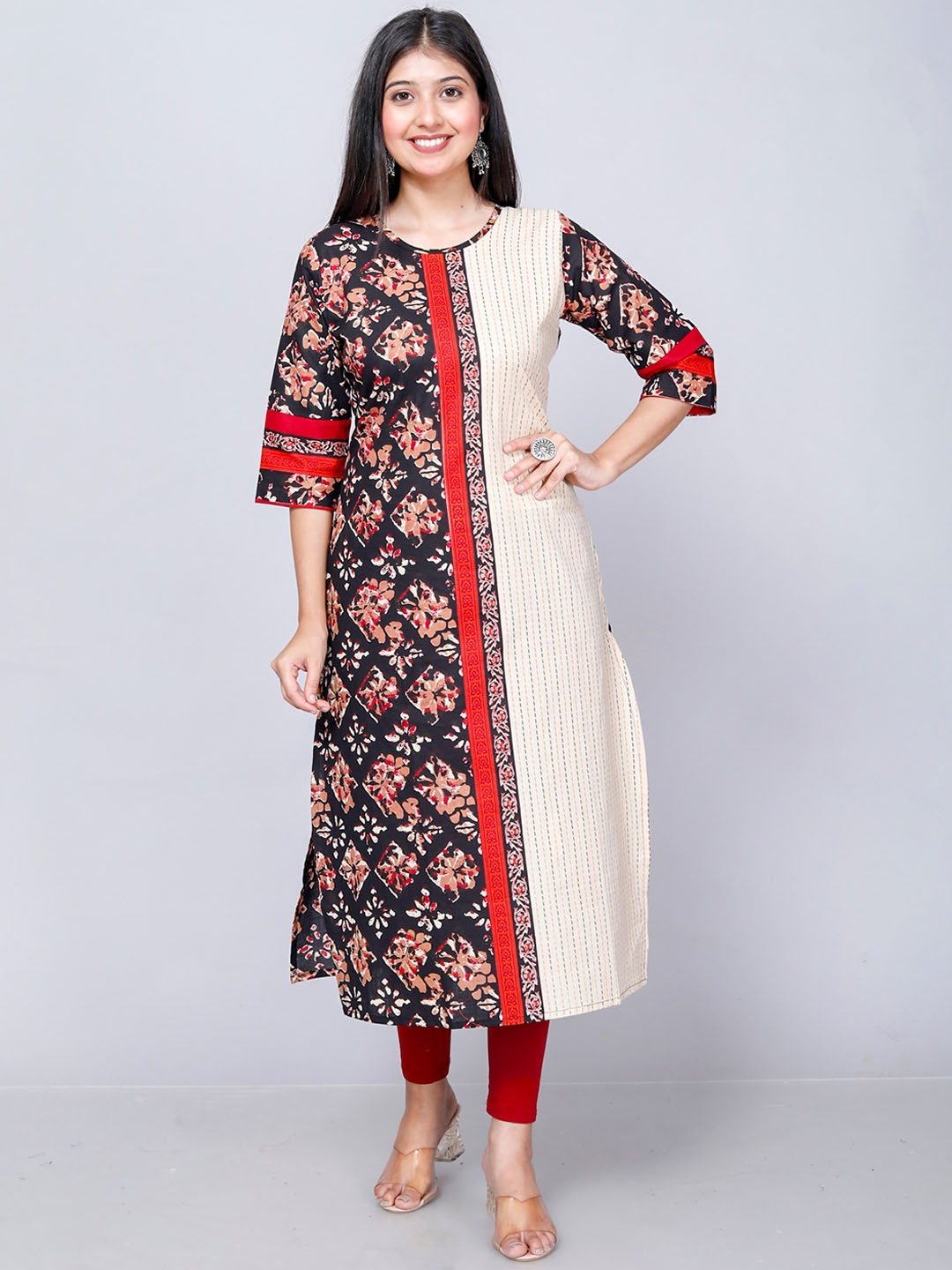 

Jevi Prints Ethnic Motifs Batik Printed Cotton Straight Kurta, Black