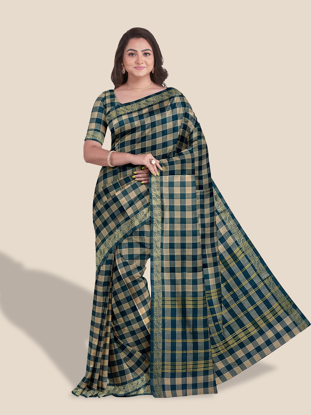 

The Chennai Silks Checked Zari Pure Cotton Chettinad Saree, Green