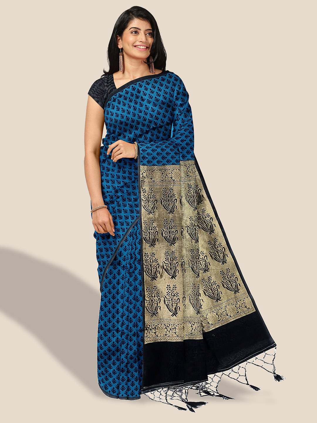 

The Chennai Silks Floral Zari Silk Cotton Maheshwari Saree, Blue