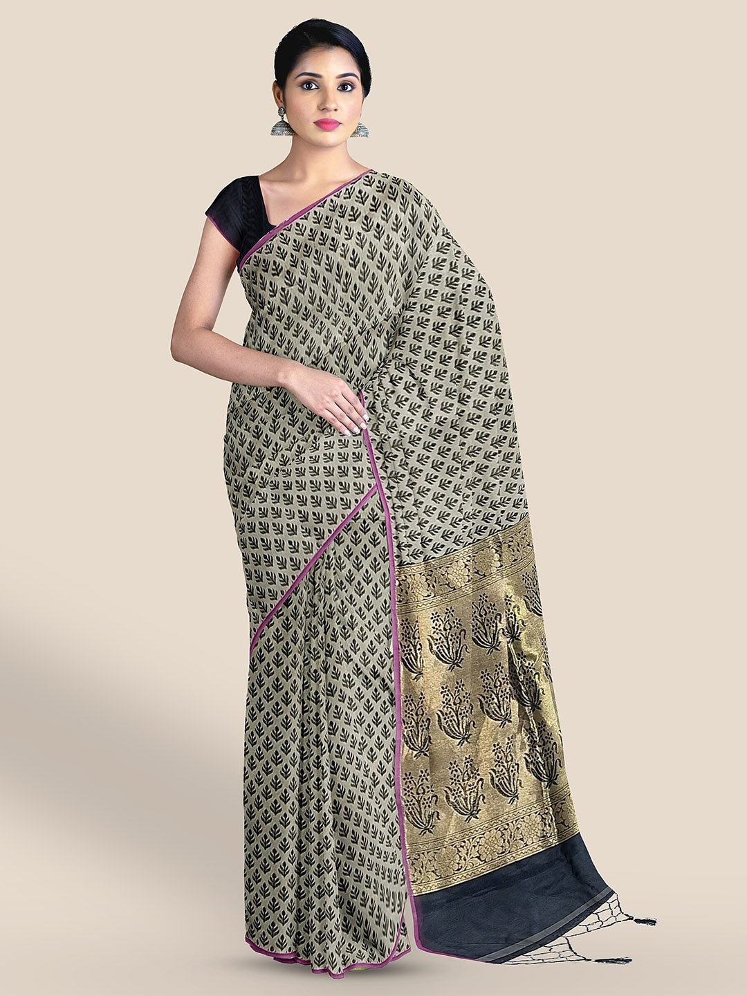 

The Chennai Silks Ethnic Motifs Silk Cotton Maheshwari Saree, Grey