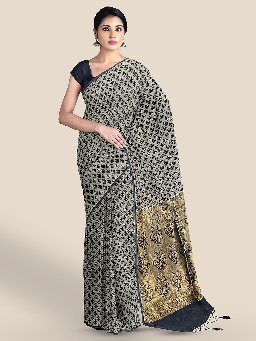 

The Chennai Silks Ethnic Motifs Printed Zari Silk Cotton Maheshwari Saree, Grey