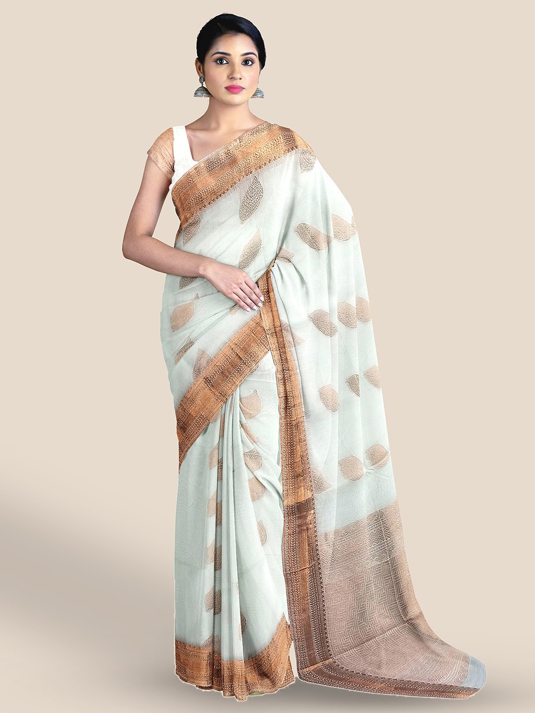 

The Chennai Silks Floral Printed Zari Silk Cotton Maheshwari Saree, Off white