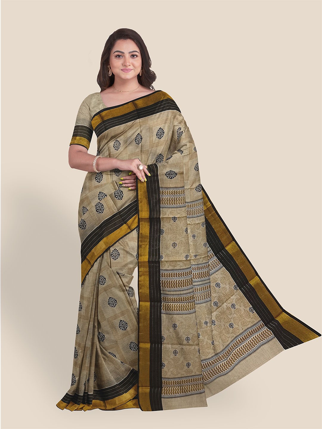 

The Chennai Silks Ethnic Motifs Printed Zari Narayan Peth Saree, Beige