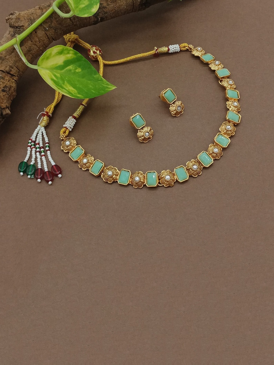 

AASHISH IMITATION Gold-Plated Kundan Studded Antique Jewellery Set