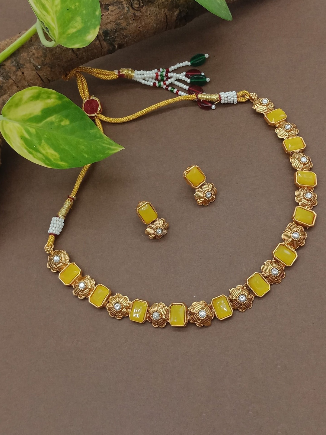 

AASHISH IMITATION Gold-Plated Jewellery Set