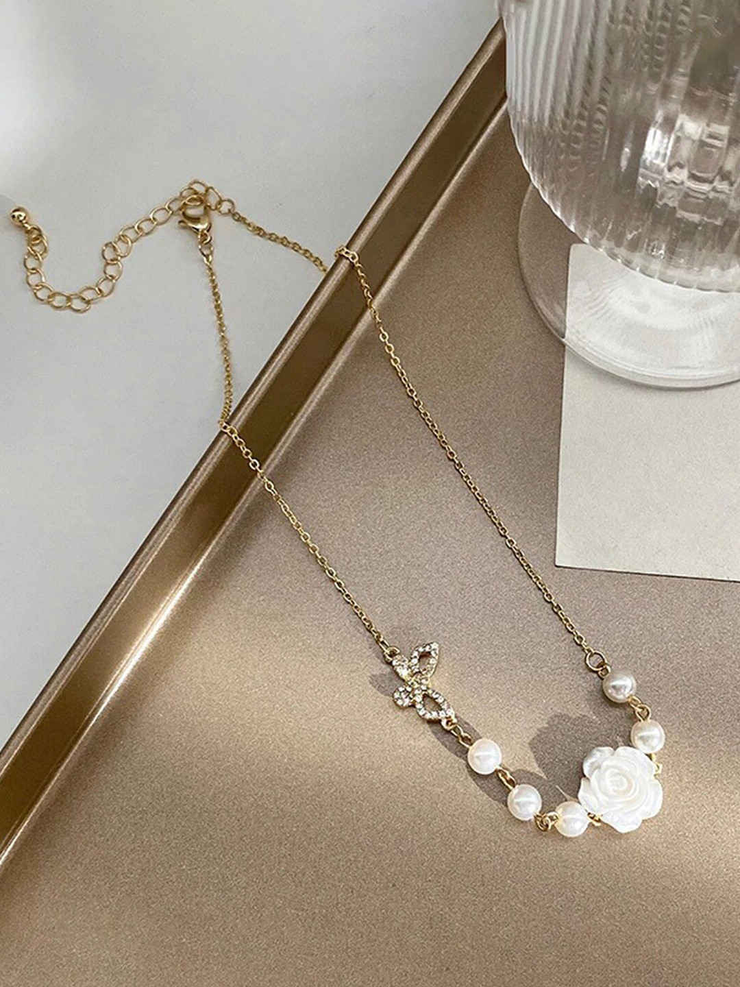 

Jewels Galaxy Gold-Plated Studded Chain