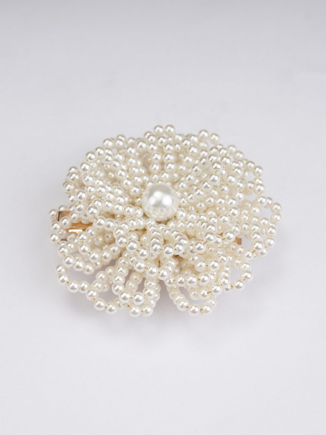 

Choko Girls Gold Embellished Pearl Beaded Alligator Hair Clip, White