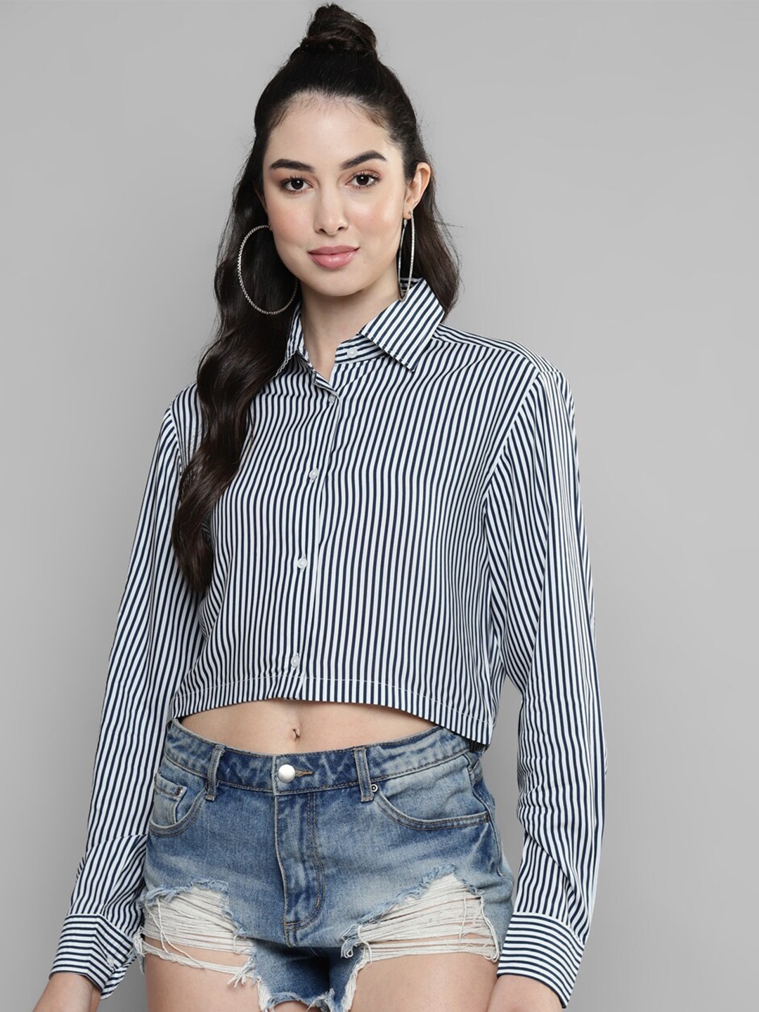 

Kook N Keech White & Black Classic Vertical Striped Casual Shirt