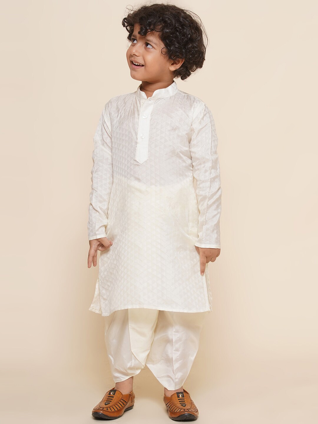 

Sethukrishna Boys Geometric Woven Design Mandarin Collar Kurta With Dhoti Pants, Cream