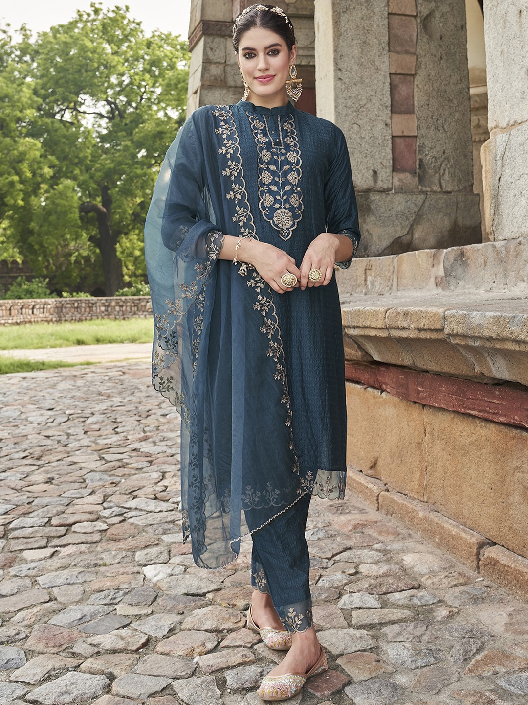 

Indo Era Embroidered Sequined Regular Kurta with Trousers & Dupatta, Blue