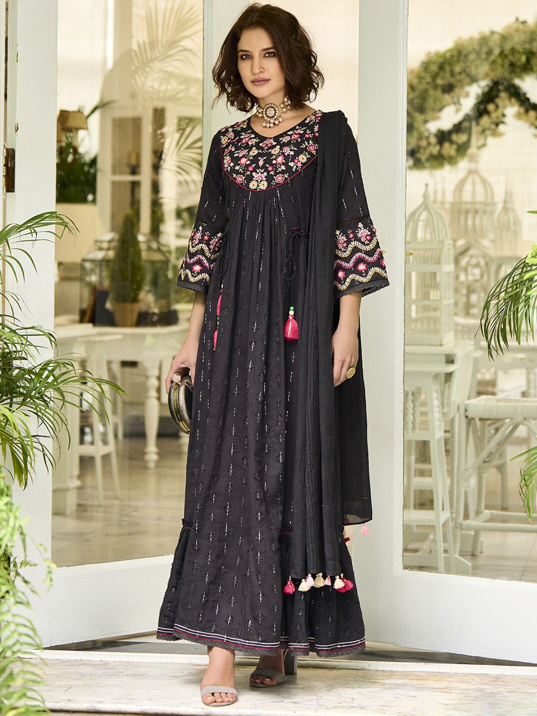 

Indo Era Floral Embroidered V-Neck Tie-Ups Detail Maxi Cotton A-Line Dress With Dupatta, Black