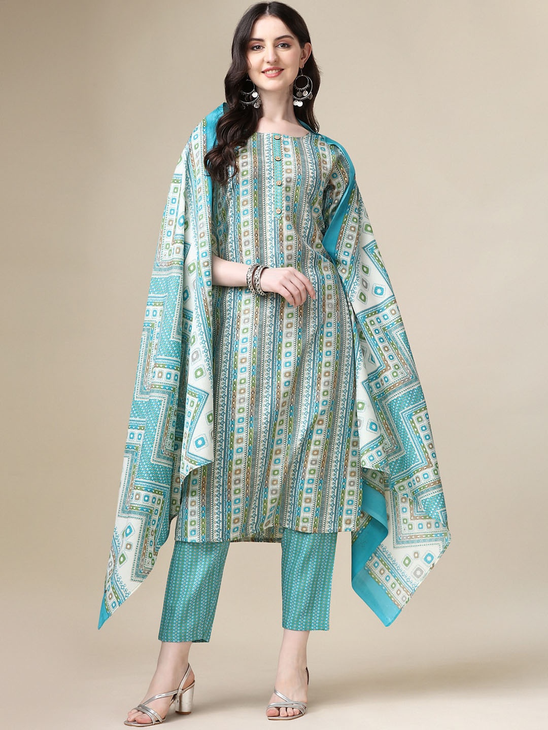 

Berrylicious Ethnic Motifs Printed Regular Kurta & Trousers With Dupatta, Blue