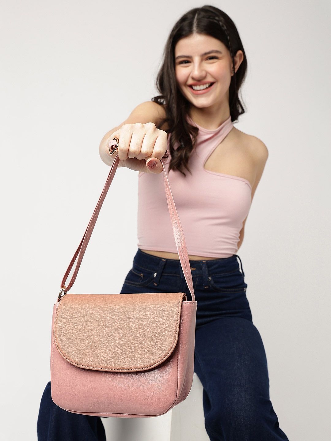 

Fastrack PU Structured Sling Bag, Pink