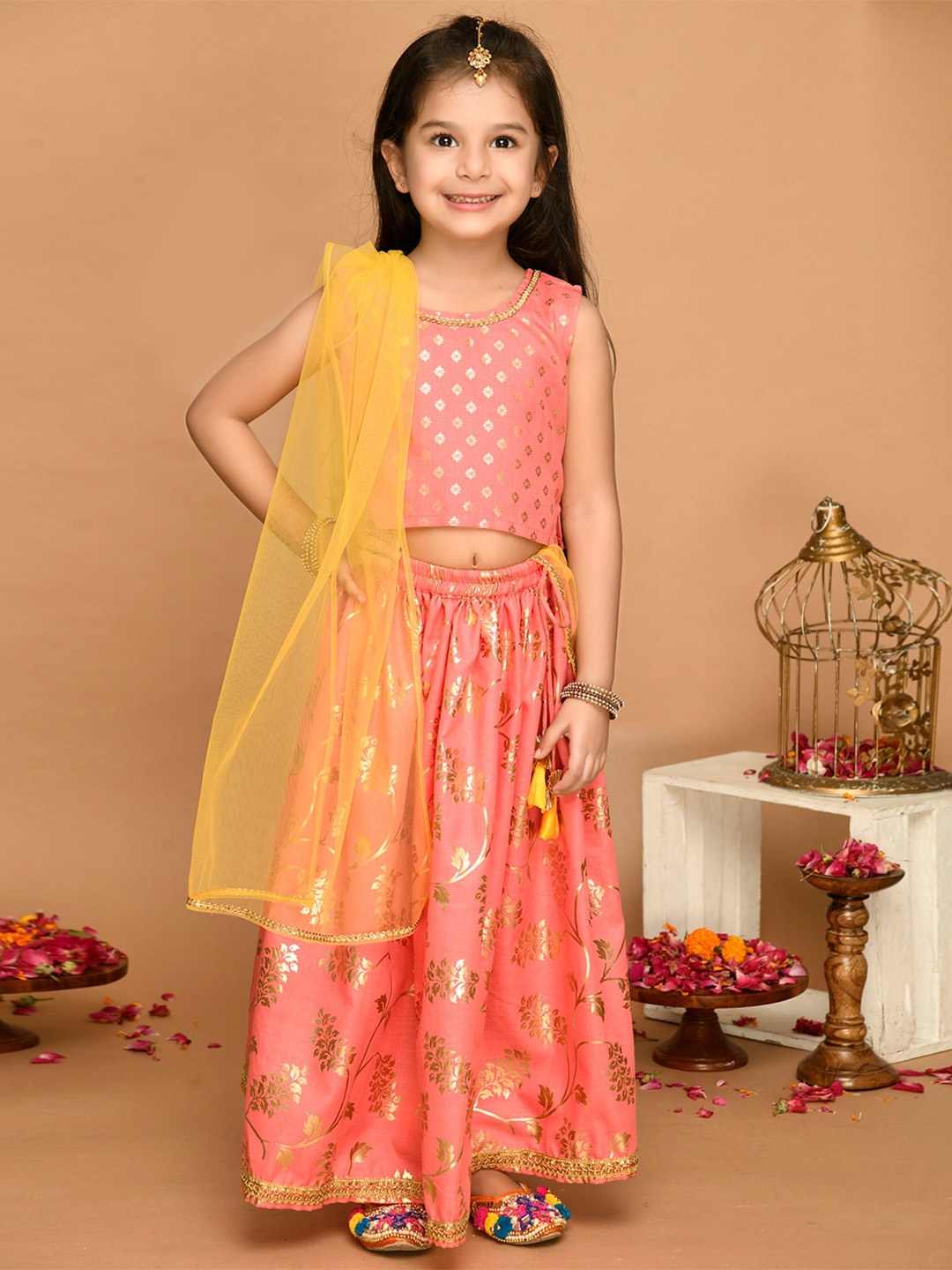 

SAKA DESIGNS Girls Printed Ready to Wear Lehenga & Blouse With Dupatta, Pink