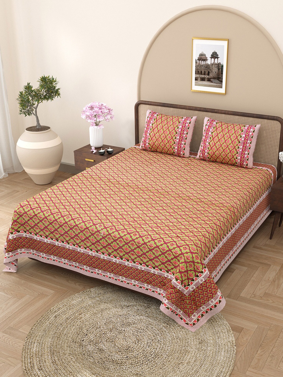 

CURIOUS LIFESTYLE Brown Ethnic Motifs 300 TC Cotton King Bedsheet with 2 Pillow Covers