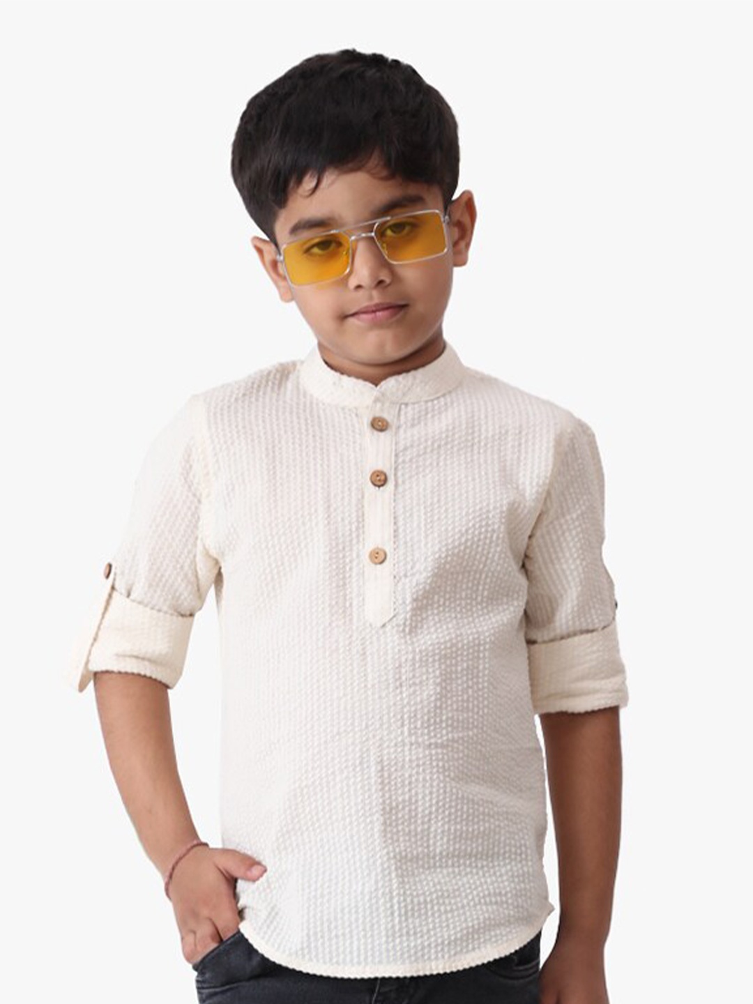 

Jilmil Boys Mandarin Collar Roll-up Sleeves Opaque Cotton Casual Shirt, Off white