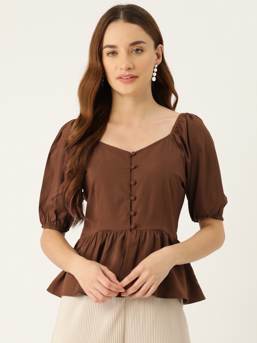 

Slenor Solid Sweetheart Neck Puff Sleeve Crepe Peplum Top, Brown