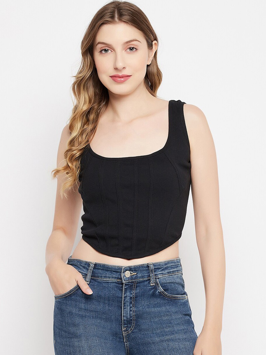 

Clovia Black Square Neck Sleeveless Cotton Fitted Crop Top