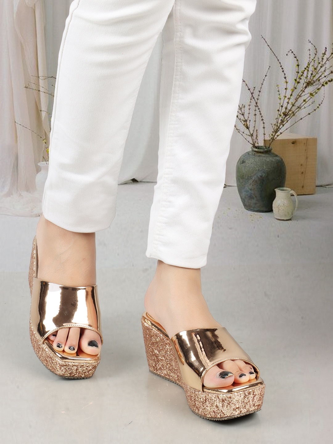 

ICONICS Open Toe Wedges, Rose gold