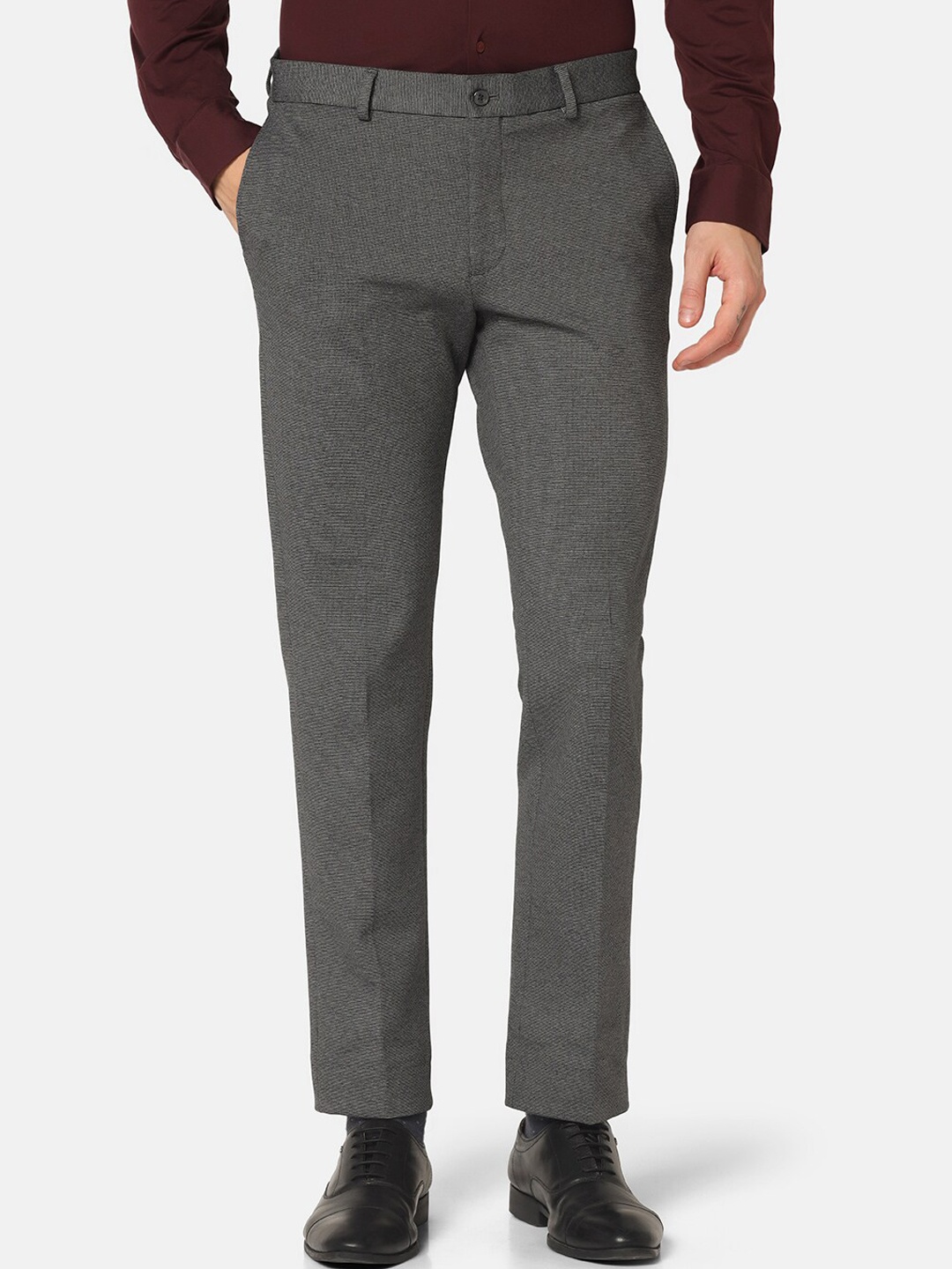 

Blackberrys Men Slim Fit Low-Rise Easy Wash Trousers, Grey