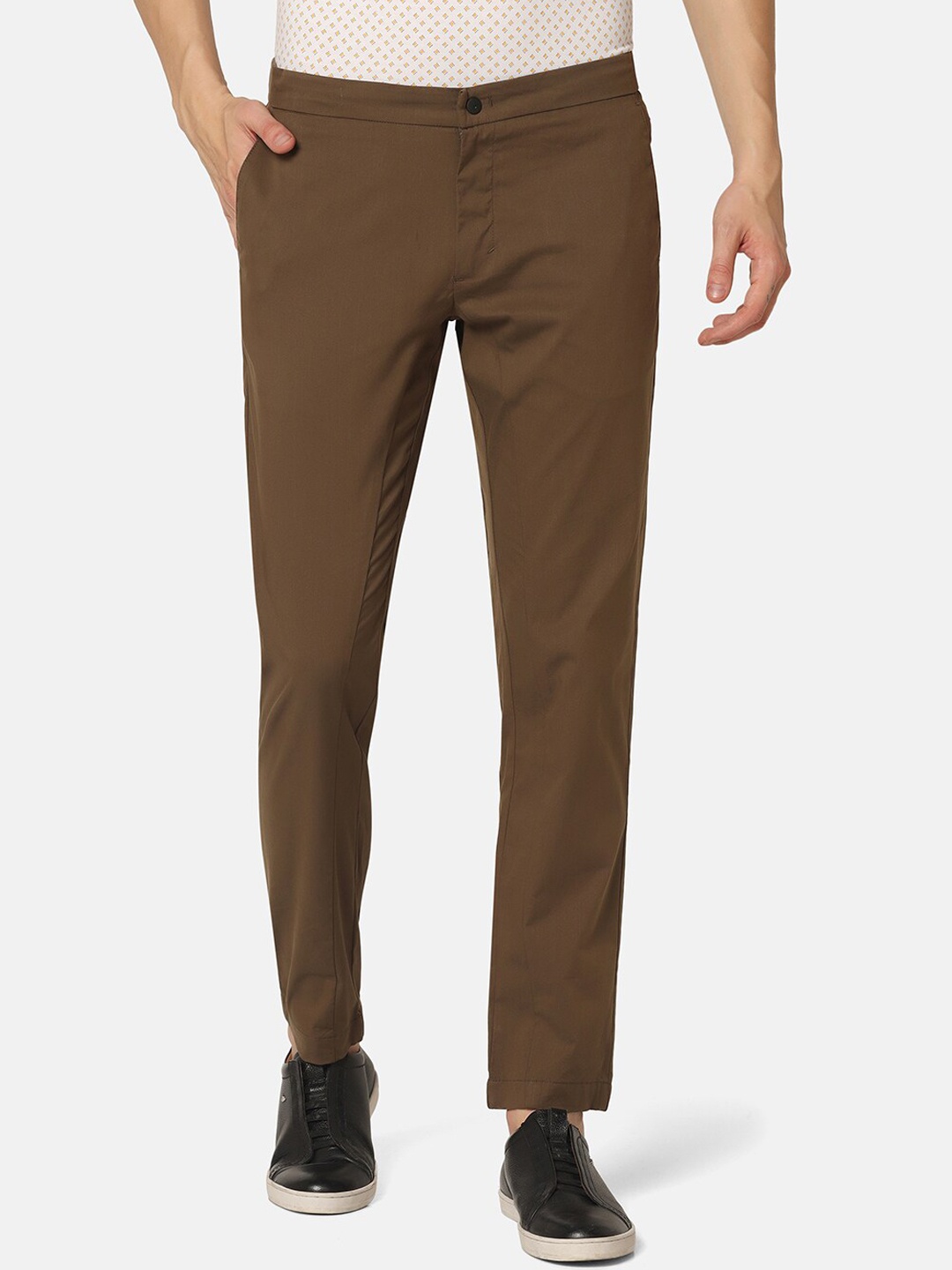 

Blackberrys Men Skinny Fit Low-Rise Easy Wash Trousers, Grey