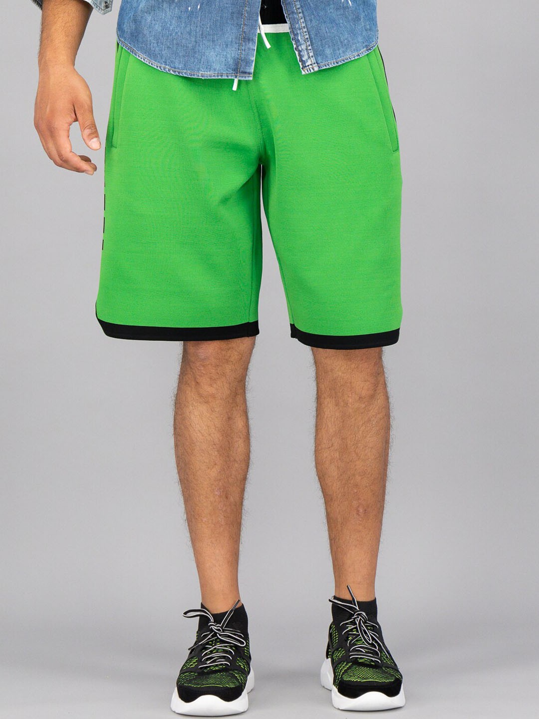 

FREESOUL Men Mid-Rise Regular Shorts, Green
