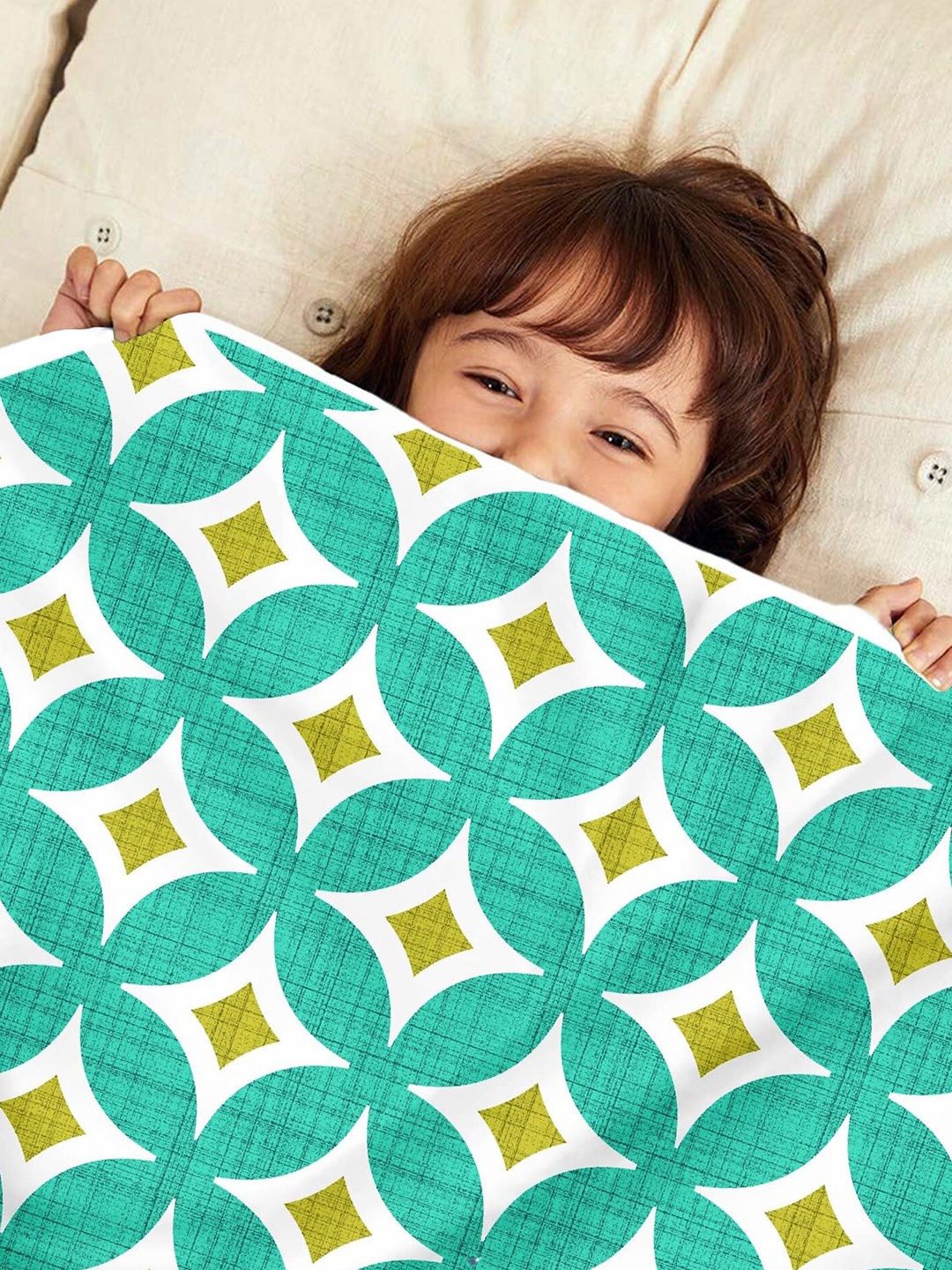 

Divine Casa Angular Shape AC Room 120 GSM Reversible Baby Blanket Dohar, Green