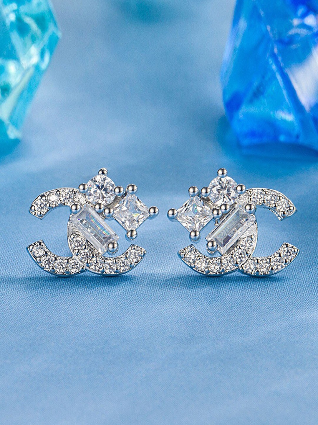 

MYKI Silver-Plated Contemporary Studs Earrings