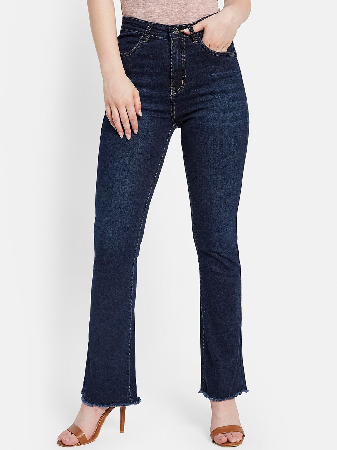 

METTLE Women Mid-Rise Clean Look Light Fade Cotton Jeans, Blue