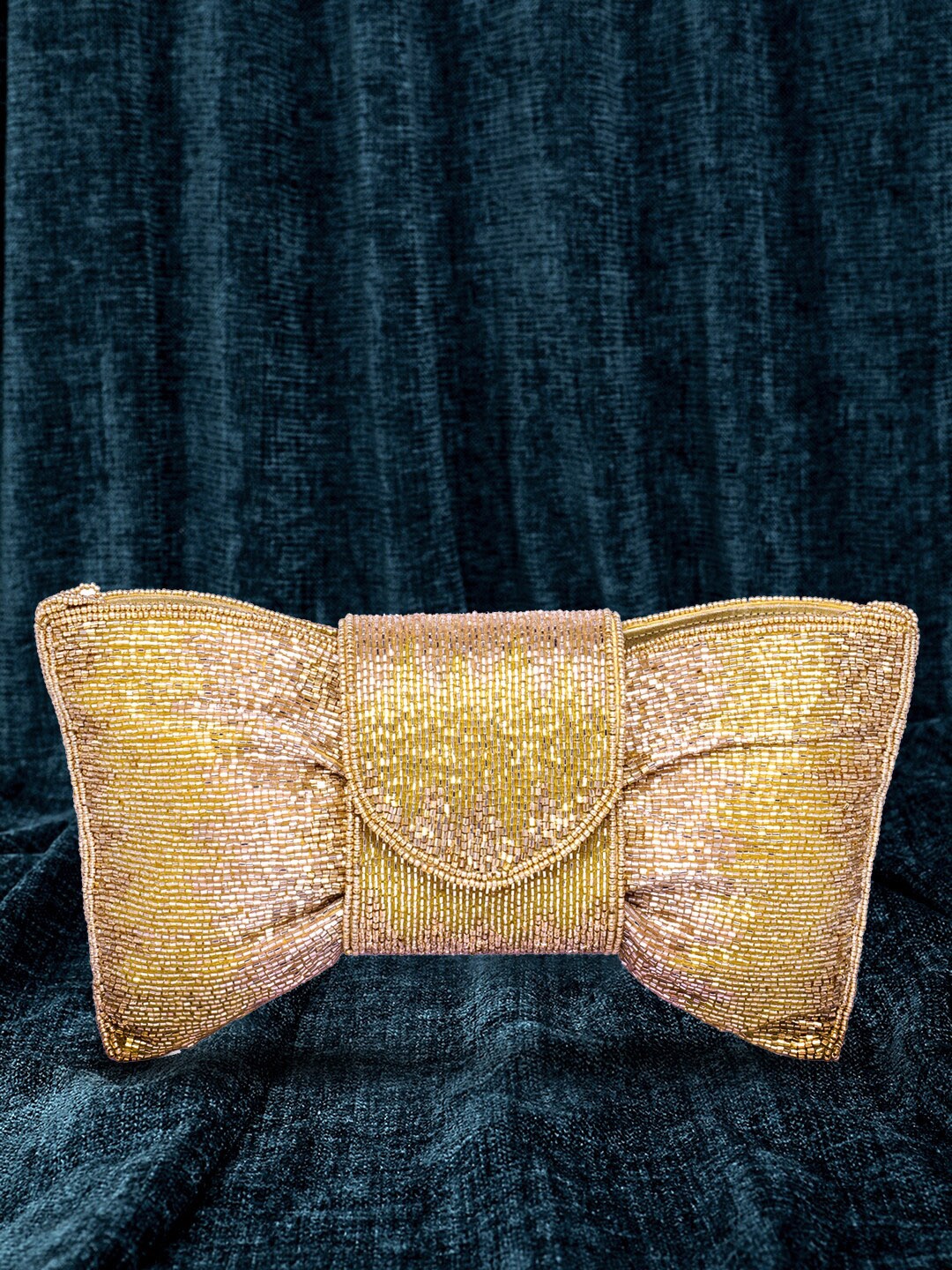 

Peora Embellished Purse Clutch, Gold