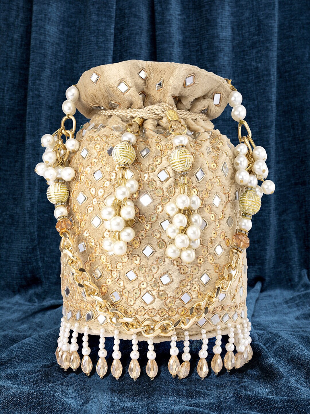 

Peora Embellished Potli, Cream