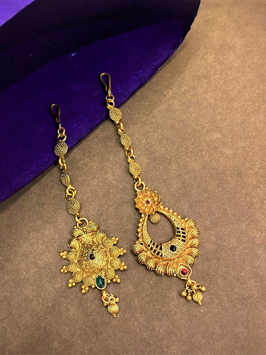 

ATIBELLE Set Of 2 Gold-Plated Stone-Studded Maang Tikka