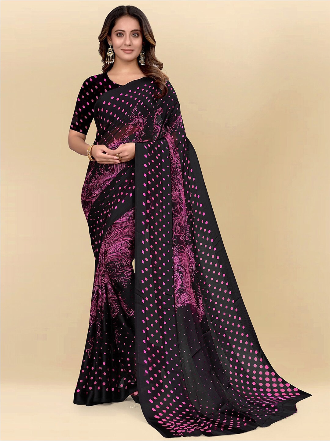 

Mitera Pink & Black Polka Dot Printed Saree