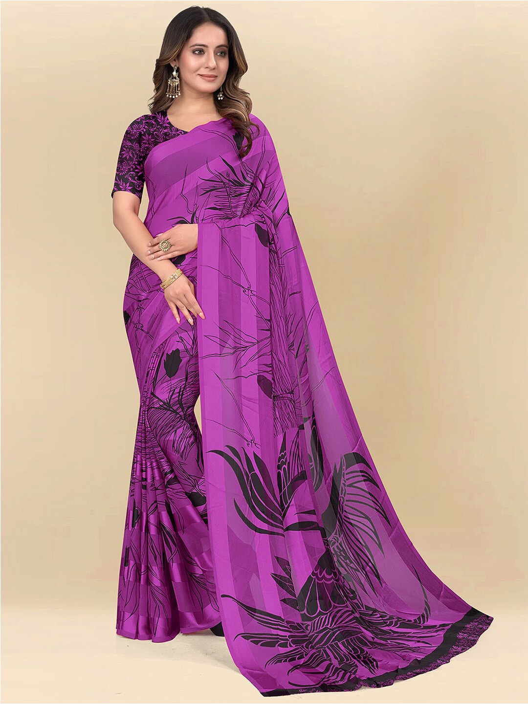 

Mitera Purple & Black Abstract Printed Saree