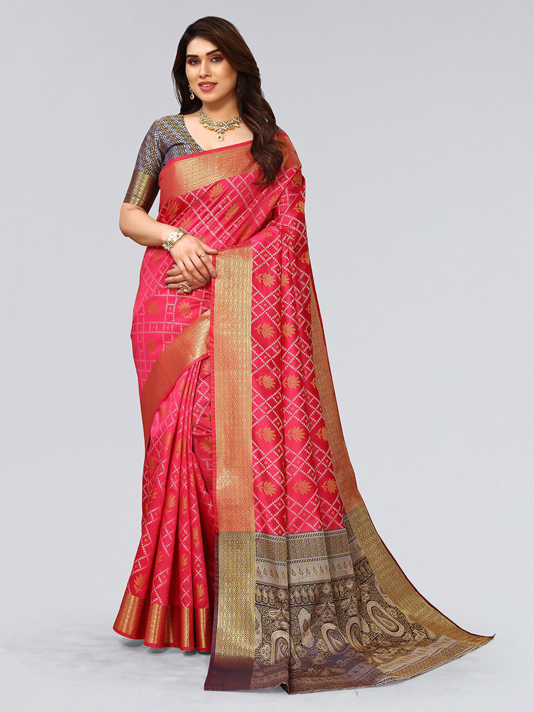 

Mitera Pink & White Ethnic Motifs Woven Design Zari Saree