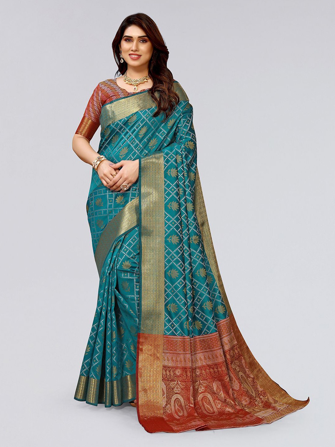 

Mitera Green & Red Ethnic Motifs Woven Design Zari Saree