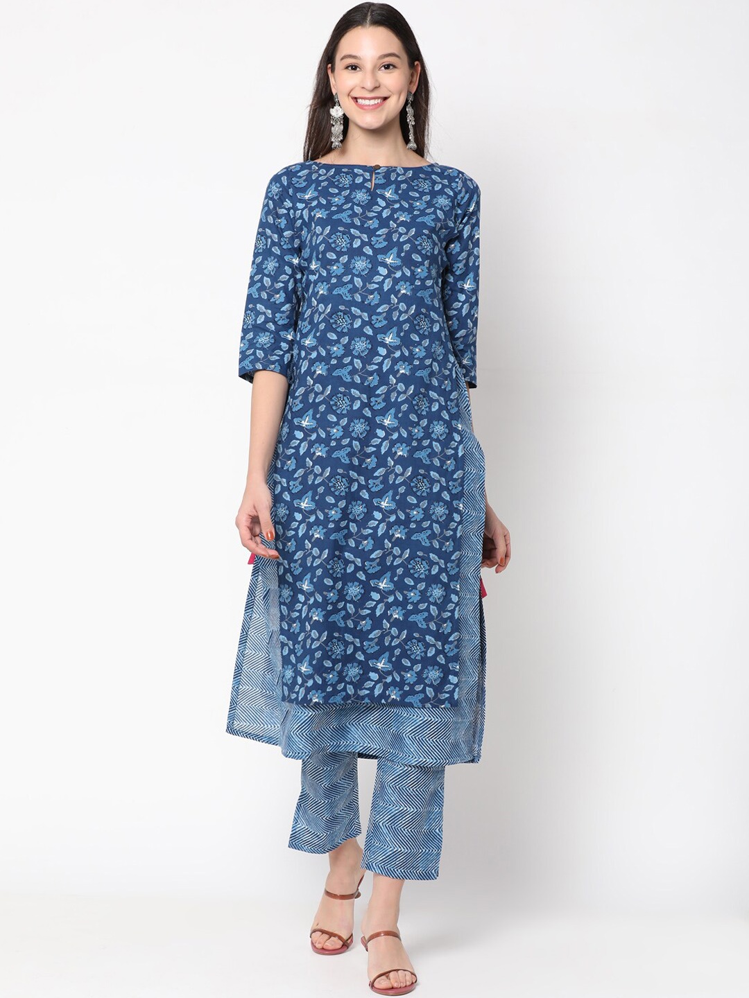 

UNTUNG Floral Printed Keyhole Neck Layered Tie-Up Pure Cotton Kurta with Trousers, Blue