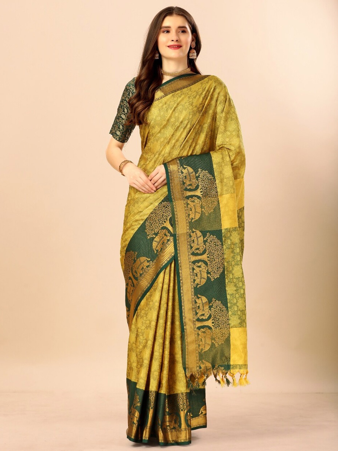 

AVANTIKA FASHION Floral Woven Design Zari Banarasi Saree, Green