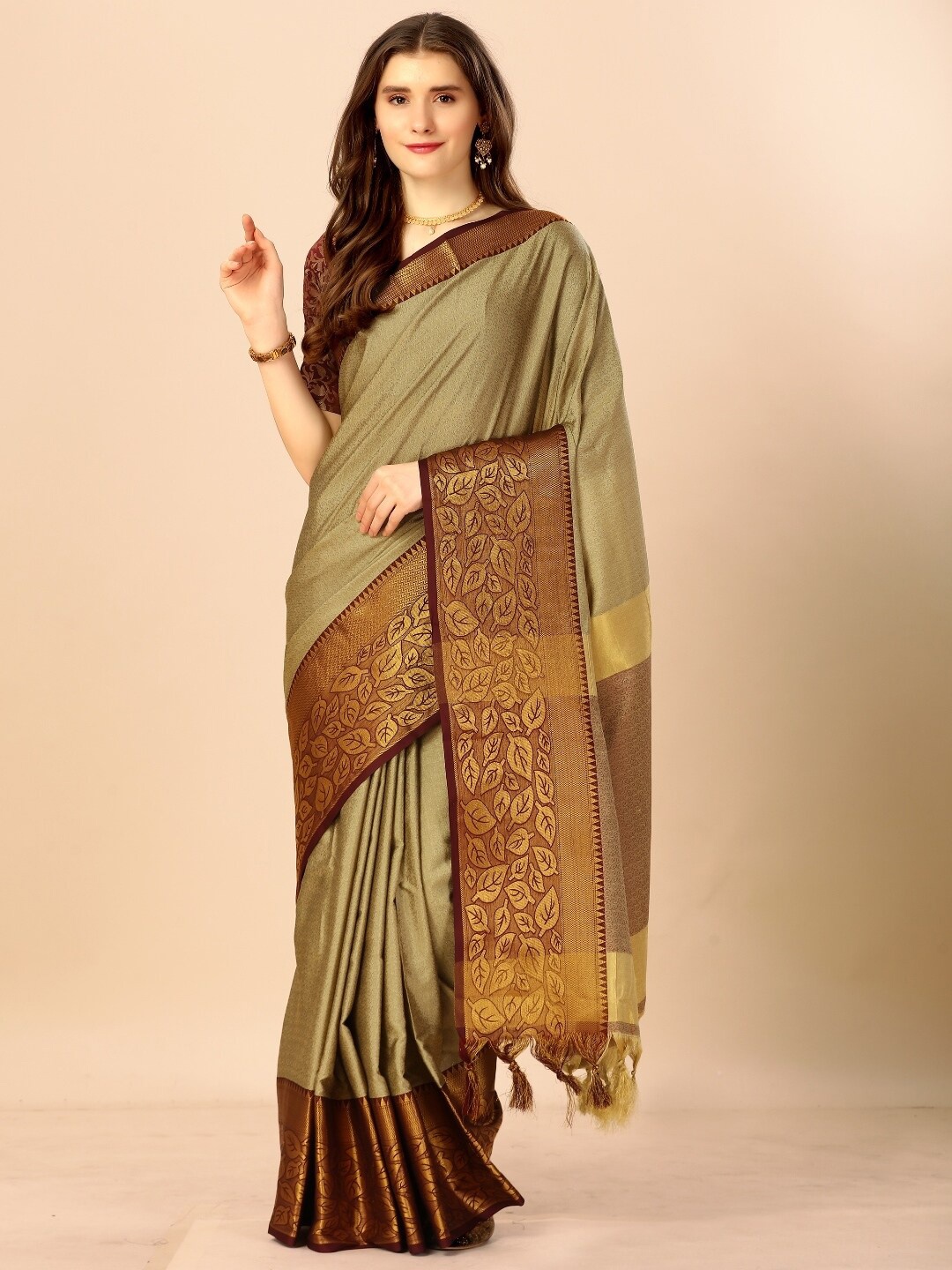 

AVANTIKA FASHION Ethnic Motifs Woven Design Banarasi Saree, Cream