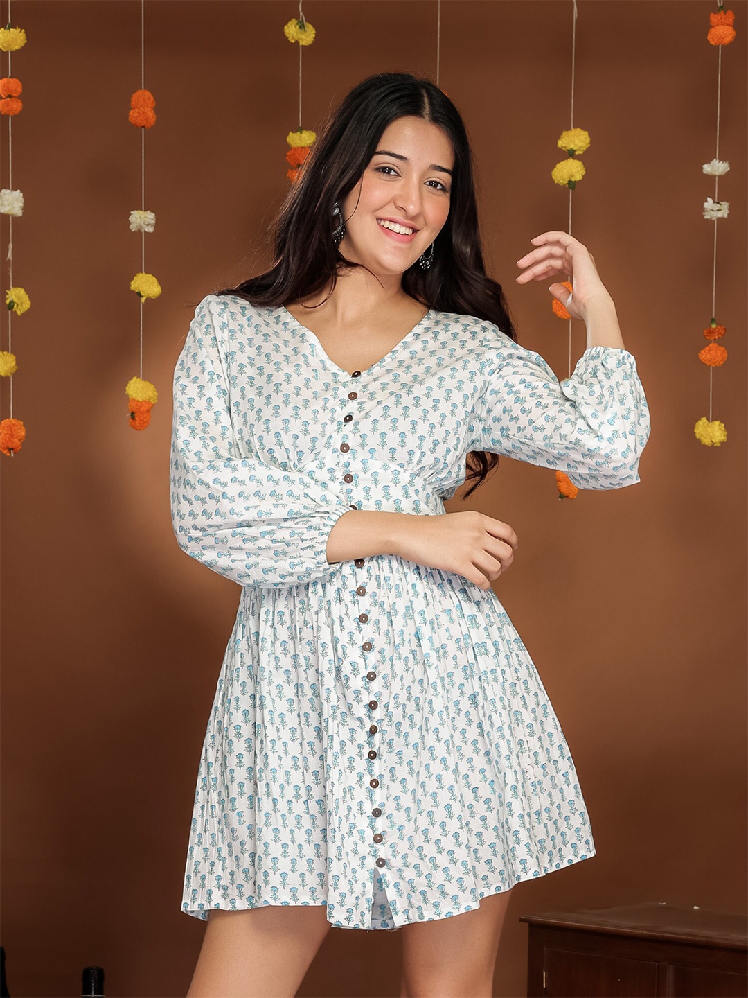 

Aaheli Floral Printed Beleted V-Neck Puff Sleeve Fit & Flare Dress, White