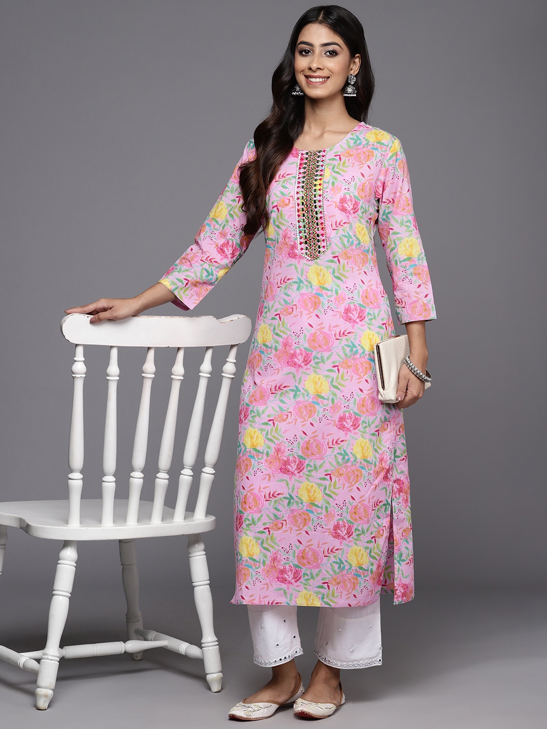 

Varanga Floral Printed Mirror Work Pure Cotton Kurta, Pink
