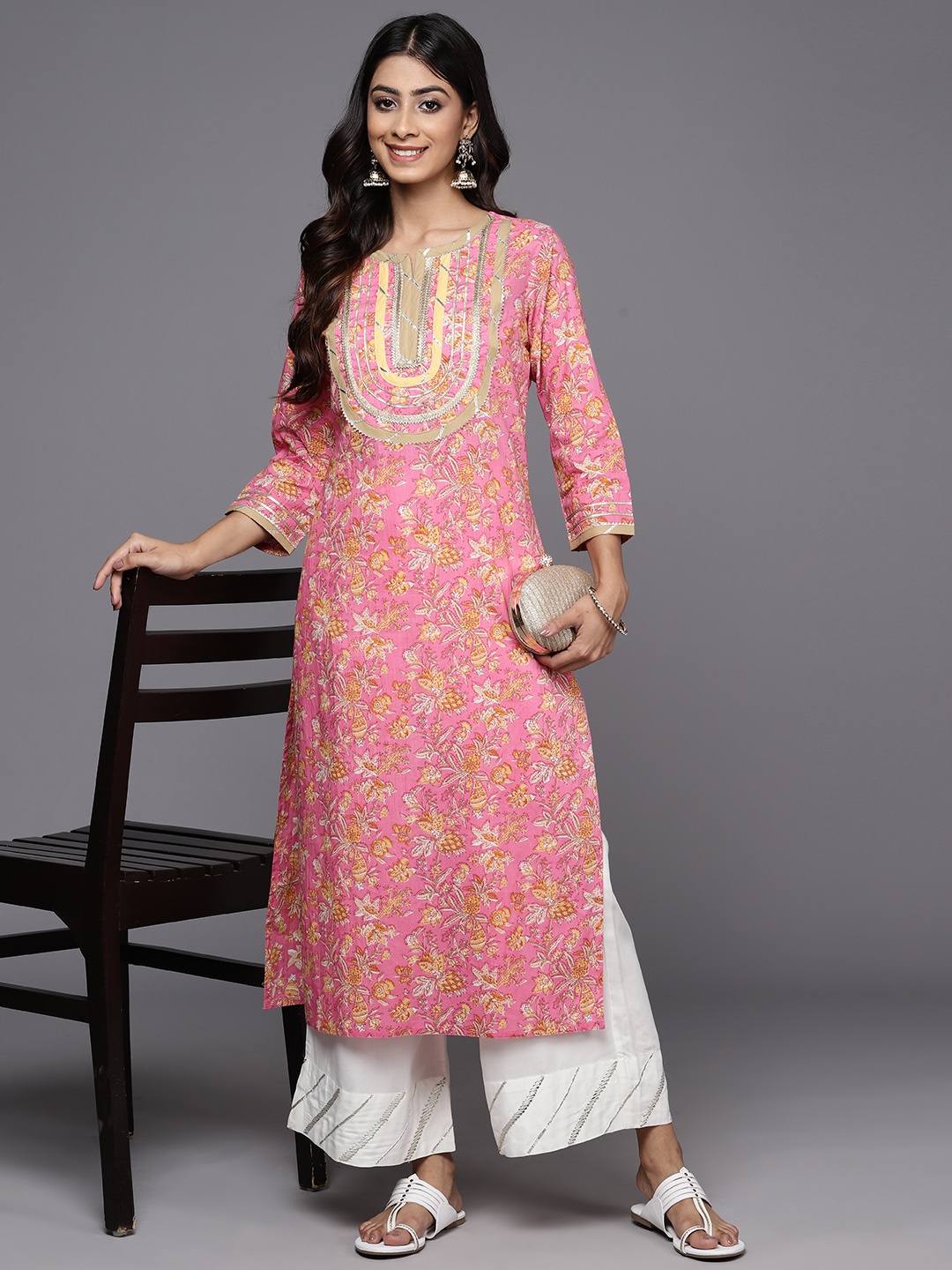 

Varanga Floral Printed Gotta Patti Pure Cotton Kurta, Pink